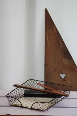 Ancienne bannette en métal