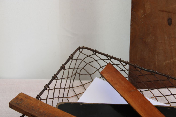 Ancienne bannette en métal