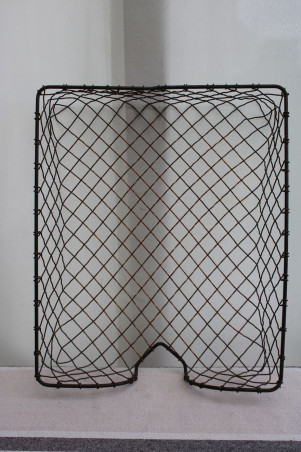 Ancienne bannette en métal