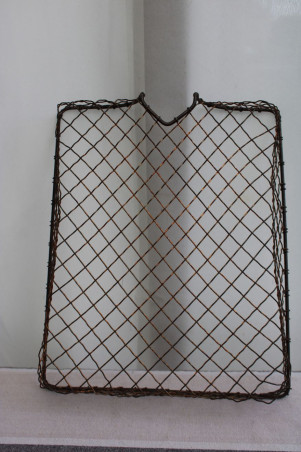 Ancienne bannette en métal