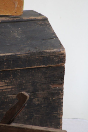 Ancienne caisse à outils en bois