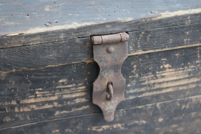 Ancienne caisse à outils en bois