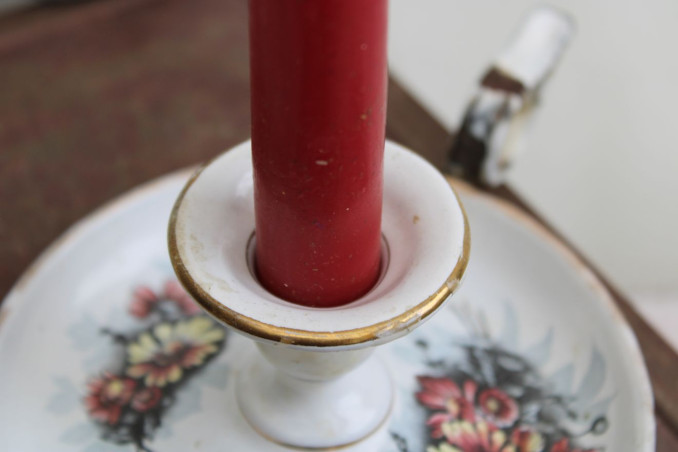 Ancien bougeoir en émail