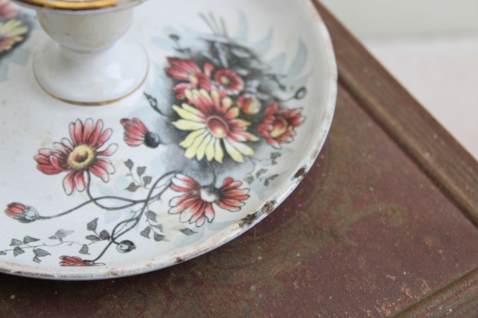 Ancien bougeoir en émail