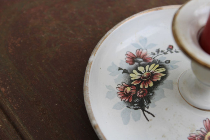 Ancien bougeoir en émail