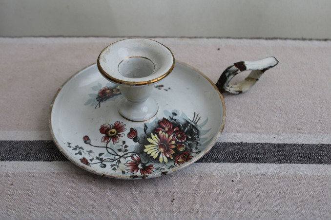 Ancien bougeoir en émail