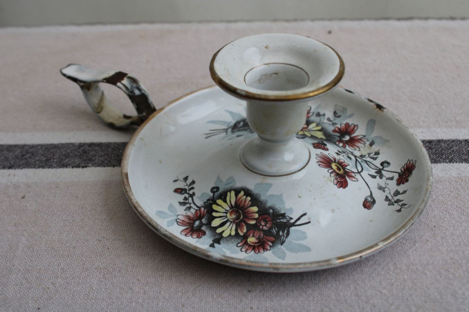 Ancien bougeoir en émail