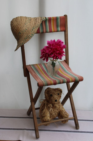 Ancienne chaise pliante en bois