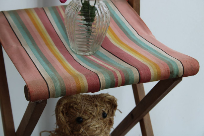 Ancienne chaise pliante en bois