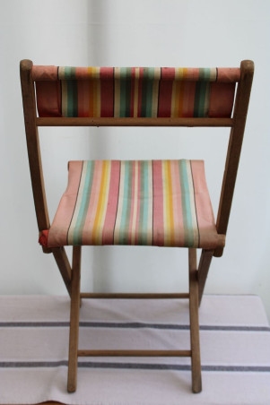 Ancienne chaise pliante en bois