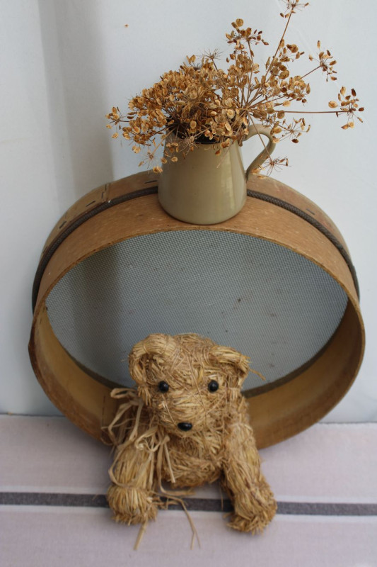 Ancien tamis en bois