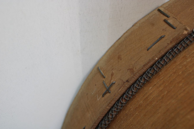 Ancien tamis en bois