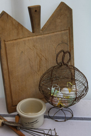 Ancien panier à oeufs en fil de fer