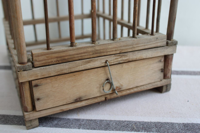 Cage à oiseaux en bois