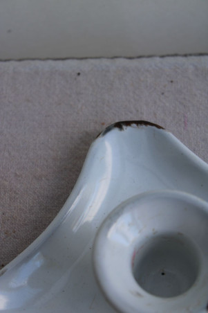 Ancien bougeoir en émail