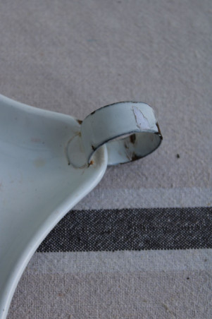 Ancien bougeoir en émail