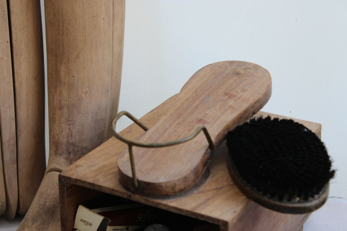 Boîte à cirage en bois