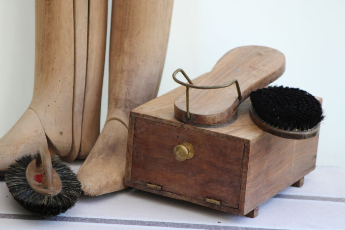 Boîte à cirage en bois