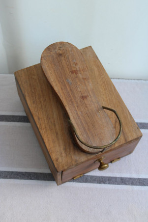 Boîte à cirage en bois