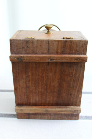 Boîte à cirage en bois