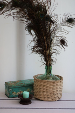 Dame-jeanne en verre et osier