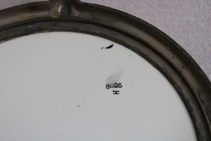 Ancien dessous de plat en céramique