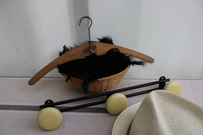 Porte-manteaux en métal