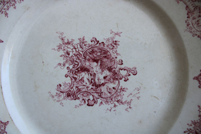 Ancien plat de service Terre de fer