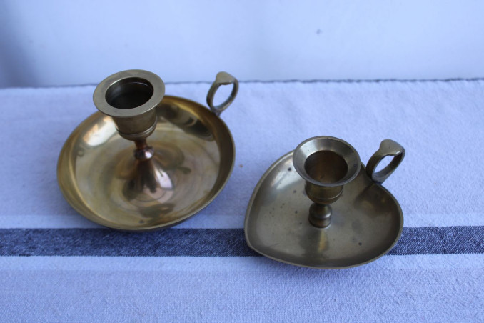 Lot de 2 bougeoirs en laiton