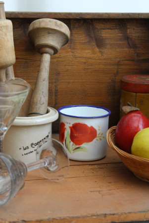 Ancien banc de lavandière en bois