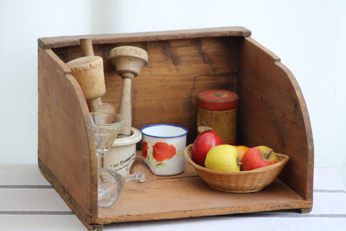 Ancien banc de lavandière en bois