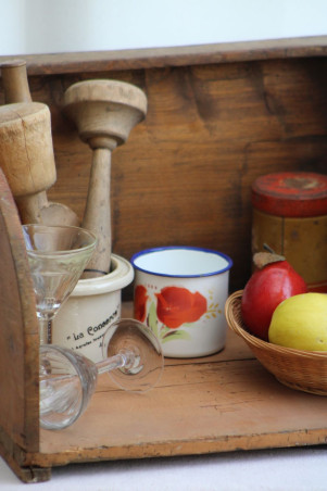 Ancien banc de lavandière en bois