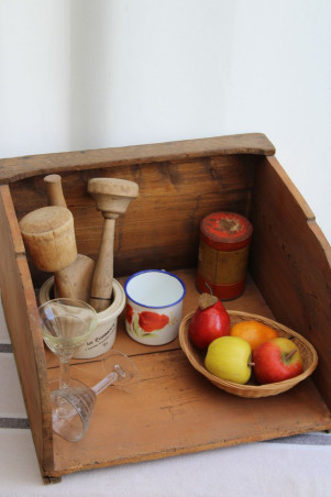 Ancien banc de lavandière en bois