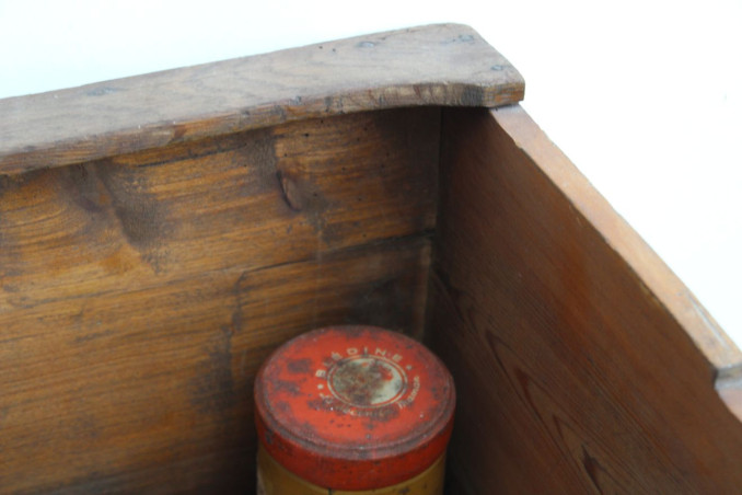 Ancien banc de lavandière en bois