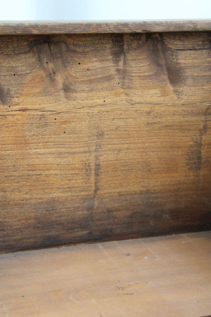 Ancien banc de lavandière en bois