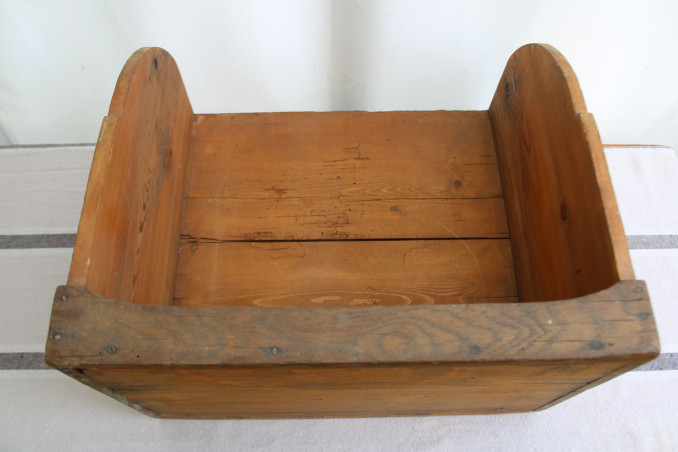 Ancien banc de lavandière en bois