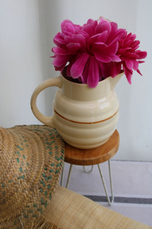 Ancien pichet en céramique DIGOIN