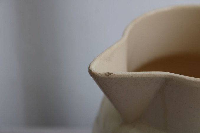 Ancien pichet en céramique DIGOIN