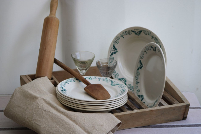 Lot de 8 assiettes en céramique "Papillons"