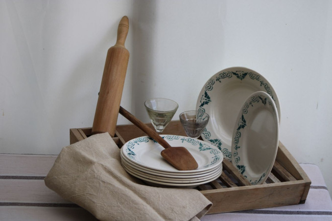 Lot de 8 assiettes en céramique "Papillons"