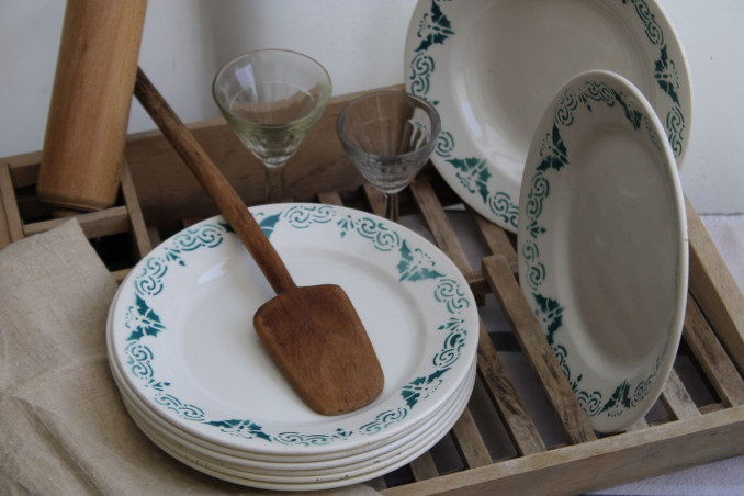 Lot de 8 assiettes en céramique "Papillons"