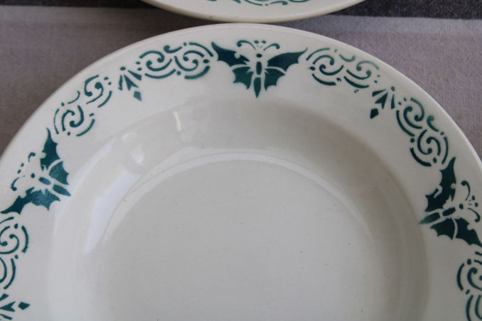 Lot de 8 assiettes en céramique "Papillons"