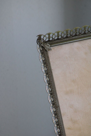 Cadre en métal argenté