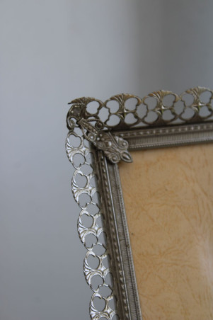 Cadre en métal argenté