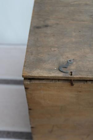 Ancienne boîte en bois "Fossier"