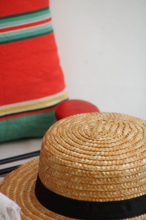 Porte-manteaux en métal