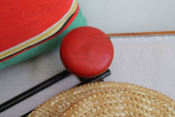 Porte-manteaux en métal