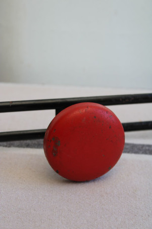 Porte-manteaux en métal