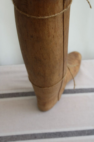Paire d'embauchoirs en bois