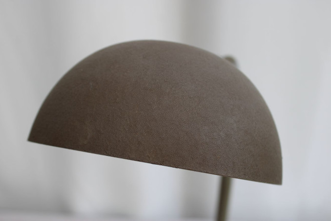 Lampe à poser en métal